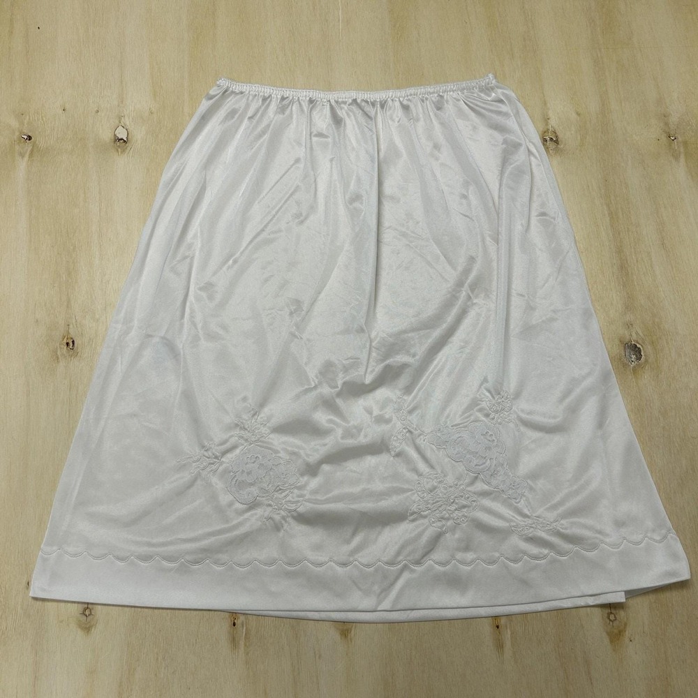 Vintage Richform Half Slip Womens Medium White Nylon Embroidered Plus Lingerie